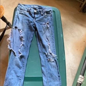 Destroyed American Eagle skinny jeans size 4